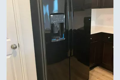 136 Texas Angel Way, Jarrell, TX 76537 - Photo 5