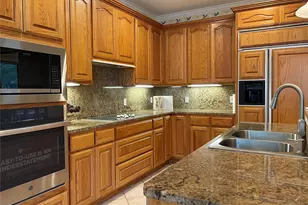 120 W Brazos Dr, Georgetown, TX 78628 - Photo 9