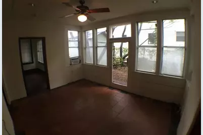 2813 Salado Street, Austin, TX 78705 - Photo 5