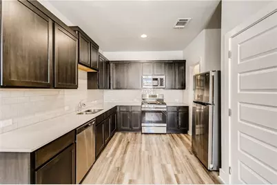 8000 Hillock Terrace #B, Austin, TX 78744 - Photo 15