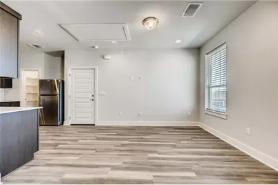 8000 Hillock Terrace #B, Austin, TX 78744 - Photo 3
