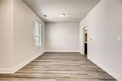 8000 Hillock Terrace #B, Austin, TX 78744 - Photo 5