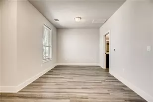8000 Hillock Terrace, Austin, TX 78744 - Photo 5
