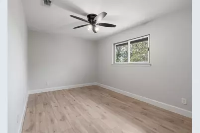 2401 Lehigh Drive, Austin, TX 78723 - Photo 27