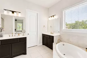 418 Quartz Dr, Dripping Springs, TX 78620 - Photo 21
