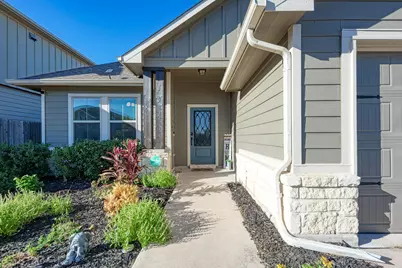 136 Finley Street, Hutto, TX 78634 - Photo 3