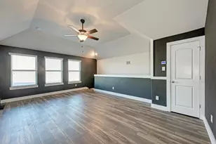 136 Finley St, Hutto, TX 78634 - Photo 35