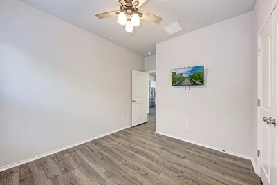 136 Finley Street, Hutto, TX 78634 - Photo 31