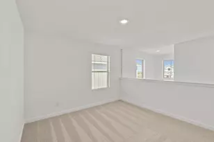 105 Green Berets Bnd, Jarrell, TX 76537 - Photo 17