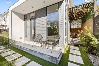 1904 E 17th Street #B, Austin, TX 78702 - Photo 1