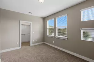 7107 Mowbray St, Austin, TX 78741 - Photo 31