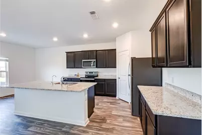 109 Riverdale Drive, Jarrell, TX 76537 - Photo 11