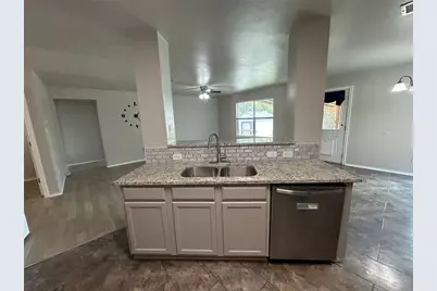 2101 Whistling Way, Taylor, TX 76574 - Photo 7