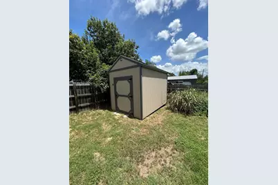 2101 Whistling Way, Taylor, TX 76574 - Photo 5