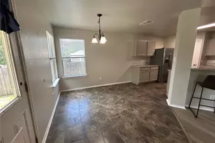 2101 Whistling Way, Taylor, TX 76574 - Photo 11