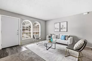 101 E 33rd St, Austin, TX 78705 - Photo 3