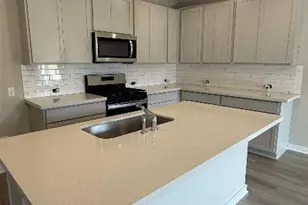 13621 Gray Landing Dr, Elgin, TX 78621 - Photo 5