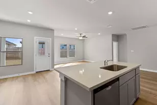 13621 Gray Landing Dr, Elgin, TX 78621 - Photo 11