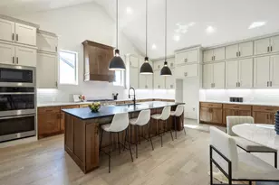 208 Jates Fld Bnd, Liberty Hill, TX 78642 - Photo 3