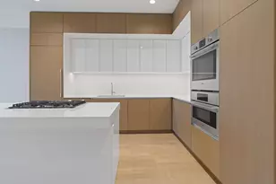 313 W 17th St, Austin, TX 78701 - Photo 5