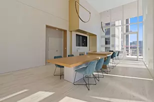 313 W 17th St, Austin, TX 78701 - Photo 21