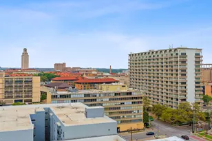 313 W 17th St, Austin, TX 78701 - Photo 25
