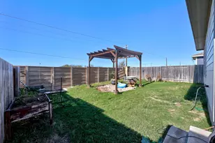225 Unforgiven Ln, Jarrell, TX 76537 - Photo 27
