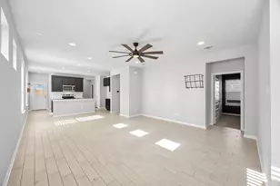 225 Unforgiven Ln, Jarrell, TX 76537 - Photo 5