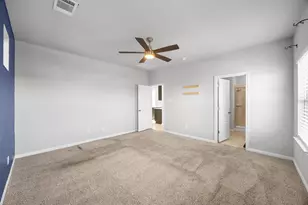 225 Unforgiven Ln, Jarrell, TX 76537 - Photo 17