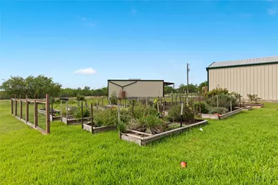 1293 Pioneer Road, Seguin, TX 78155 - Photo 39