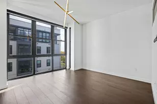 800 Embassy Dr, Austin, TX 78702 - Photo 5