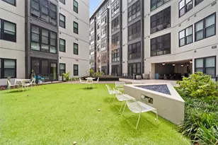 800 Embassy Dr, Austin, TX 78702 - Photo 31