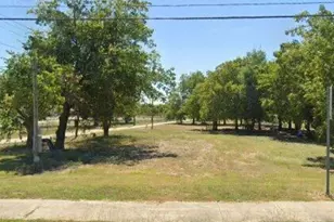 90 Mager Ln, Hutto, TX 78634 - Photo 1