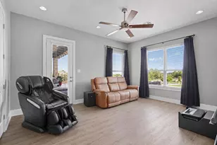 104 Highland Spring Ln, Georgetown, TX 78633 - Photo 9