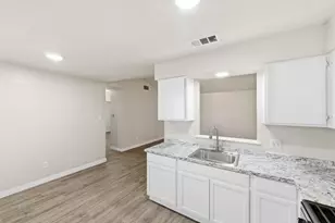 2204 Donahue Ln, Austin, TX 78744 - Photo 7