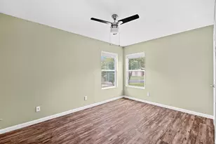 1422 Yorkshire Dr, Austin, TX 78723 - Photo 17