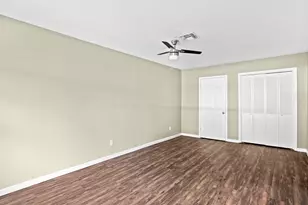 1422 Yorkshire Dr, Austin, TX 78723 - Photo 13