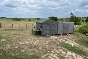 351 Co Rd 207, Burnet, TX 78611 - Photo 17