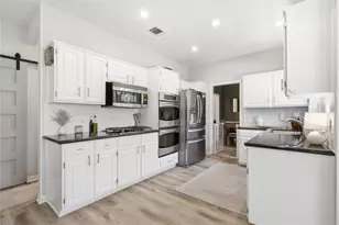 6500 Walebridge Ln, Austin, TX 78739 - Photo 19