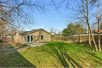 7309 Blessing Avenue, Austin, TX 78752 - Photo 23