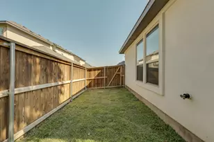 619 Parkline Dr, Georgetown, TX 78626 - Photo 25