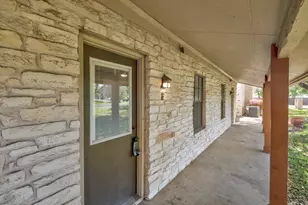 204 Northwest Dr, Round Rock, TX 78664 - Photo 13