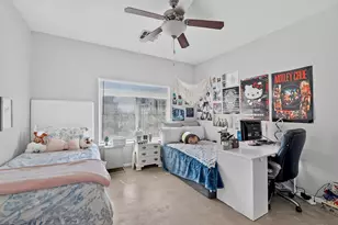 910 W 25th St, Austin, TX 78705 - Photo 5