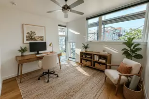 2002 E 7th St, Austin, TX 78702 - Photo 5
