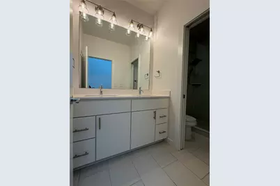 2002 E 7th Street #209, Austin, TX 78702 - Photo 11