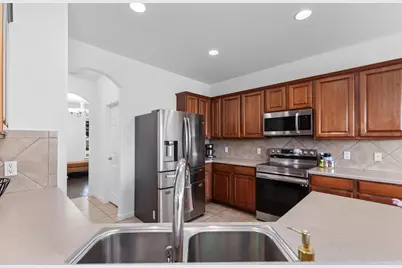1117 Cockrill Court, Hutto, TX 78634 - Photo 11