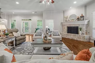3914 Park Meadow Ln, Bryan, TX 77802 - Photo 5