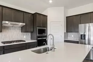 225 Divisadero Dr, Hutto, TX 78634 - Photo 3