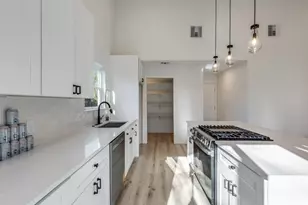 3405 Dunliegh Dr, Austin, TX 78745 - Photo 17