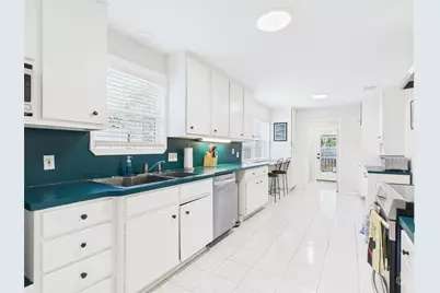 1404 Lance Way, Austin, TX 78758 - Photo 13